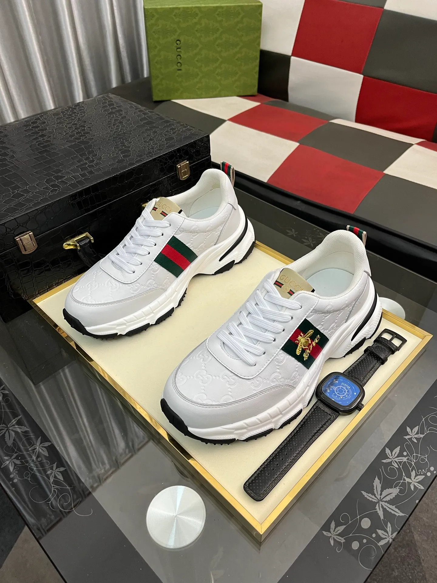 Men's Men's Shoes 💰458⌚️⌚️《Gucci*》The latest hot-selling casual shoes, top brand [seduce] luxury~purchase, top~quality. [Strong] The upper is made of imported breathable cowhide with material ➕ breathable sheepskin feet (•) and fine workmanship. Original stylish and stylish soft rubber wear-resistant and non-slip outsole, light and comfortable on the foot, size: 38-443️⃣colors available